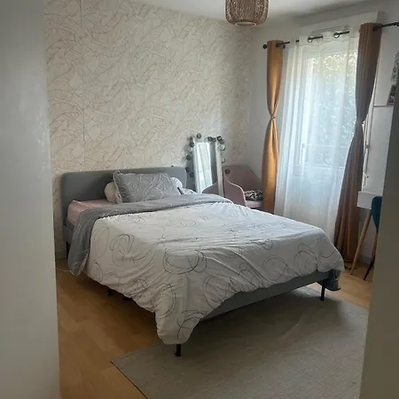 60m2 With Garden Apartmán