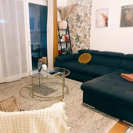 60m2 With Garden *